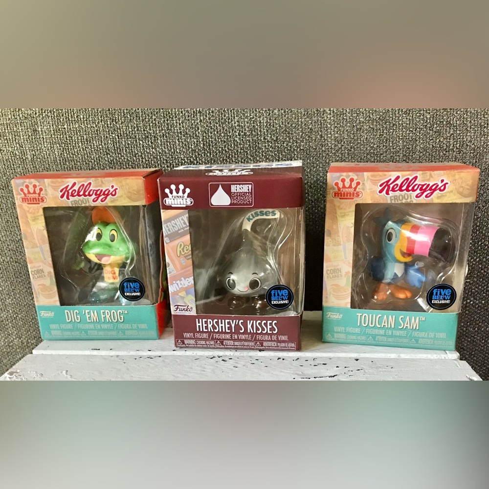 NEW Lot 3 FUNKO POP Mini Hershey Kiss Kellogg’s Cereal Toucan Sam Dig Em Frog